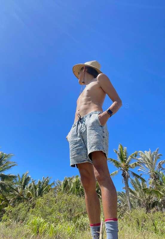 I get naked whenever and wherever possible. Want to see me n..