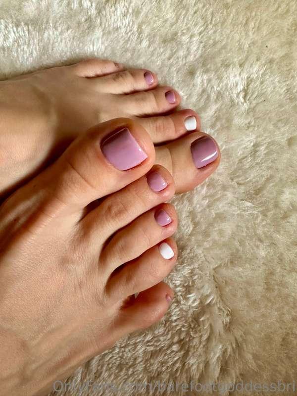 Perfect little pedi! I miss a good pedi. One of my nails is ..
