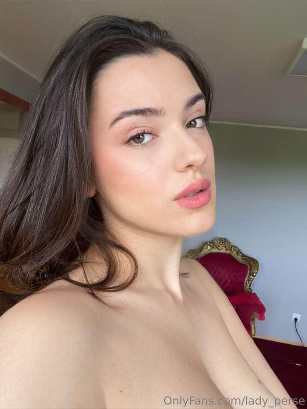 Natural beauty, natural powerful, natural Queen