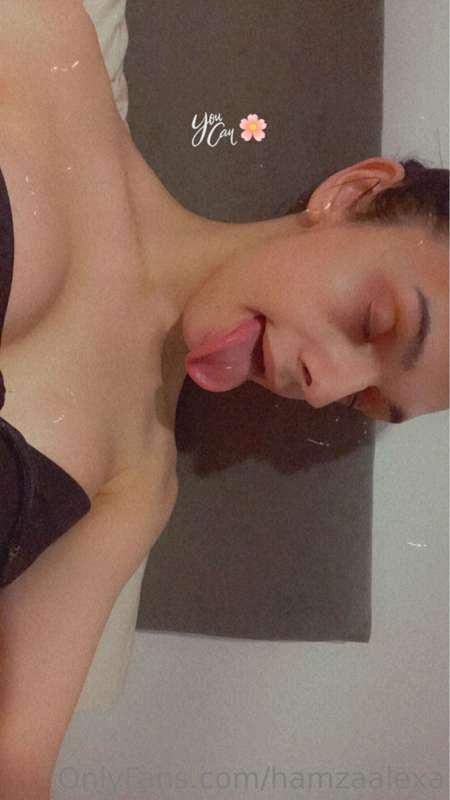Dm-ben erosebb vidiket/kepeket kaptatok az ikrekrol🍒🍒🍒💦💦💦