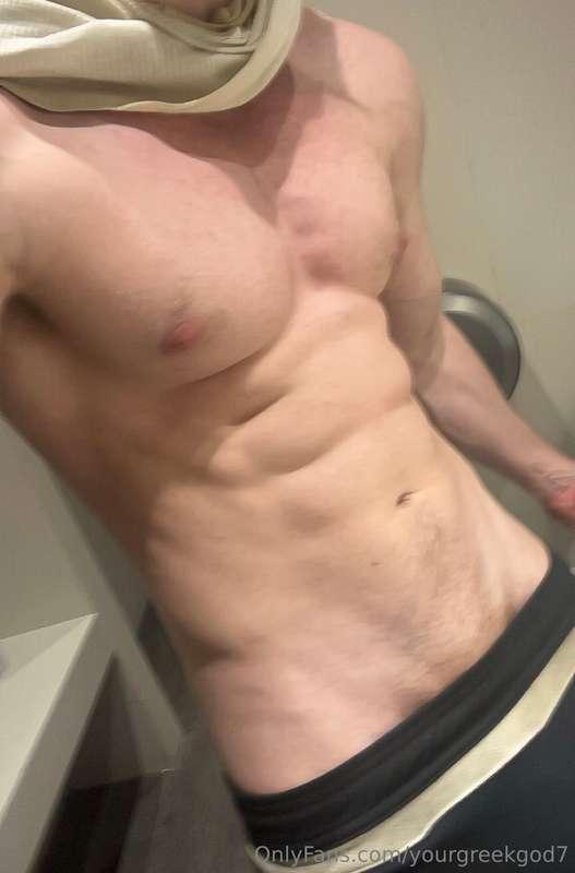 Mid-workout pump 