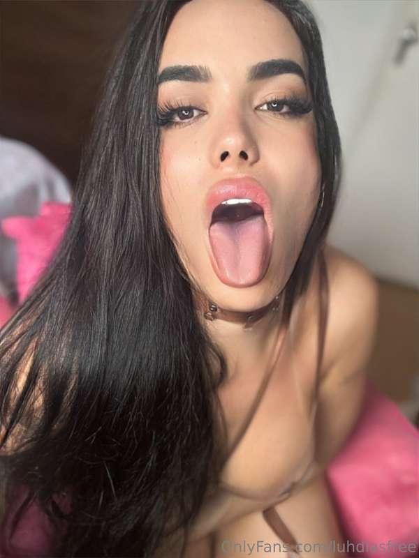 you’re already looking… might as well slide 🤭