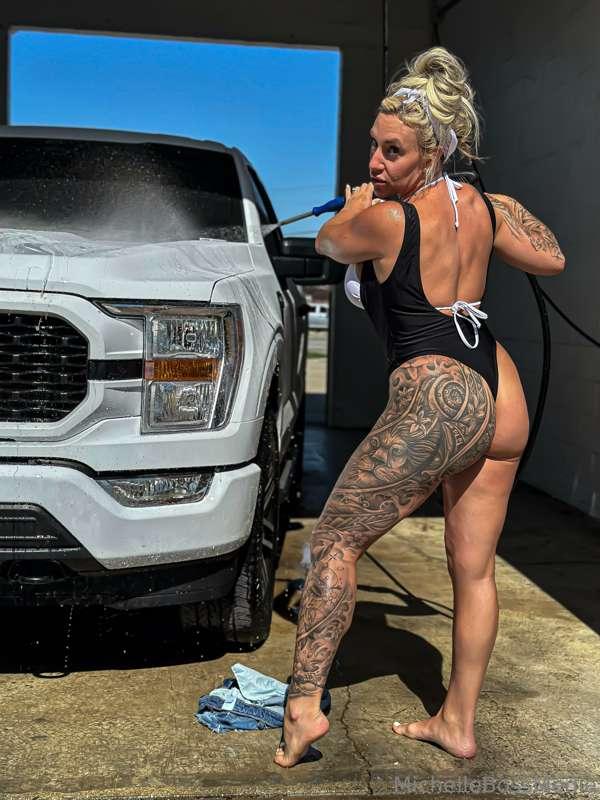 gonna let me wash your vehicle like this?👀💦
