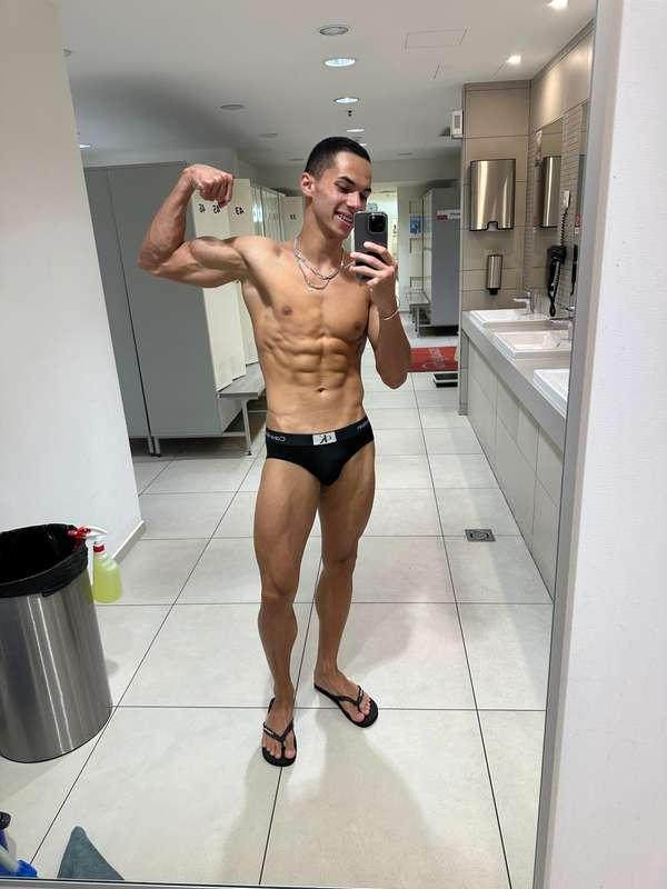 👋