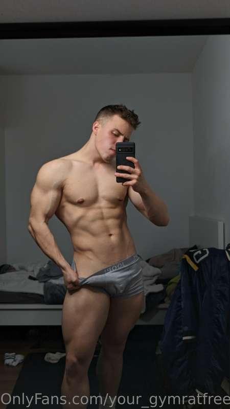 Everyone make sure to check out my main account for new hot ..