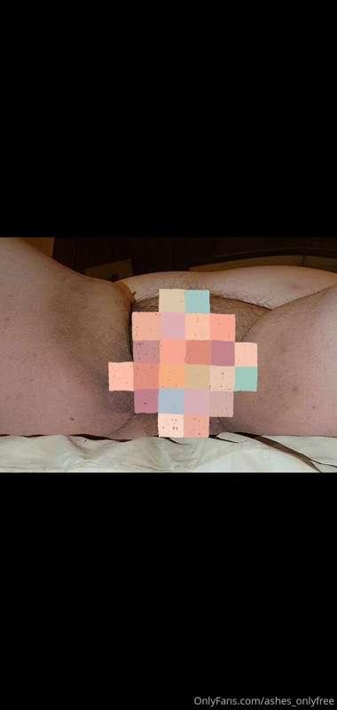 Wanna look at my pussy? And tell me I'm pretty 😍