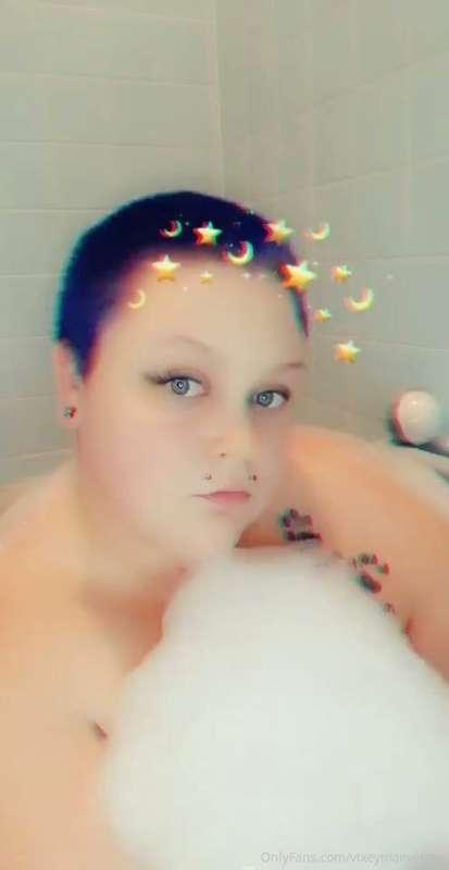 I'm here on my VIP page, waiting and ready to drain those he..