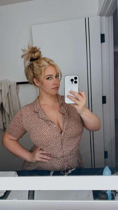 ellanabryan image #0