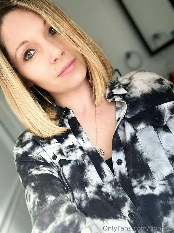 Got ready for once for our family thanksgiving day. Going th..