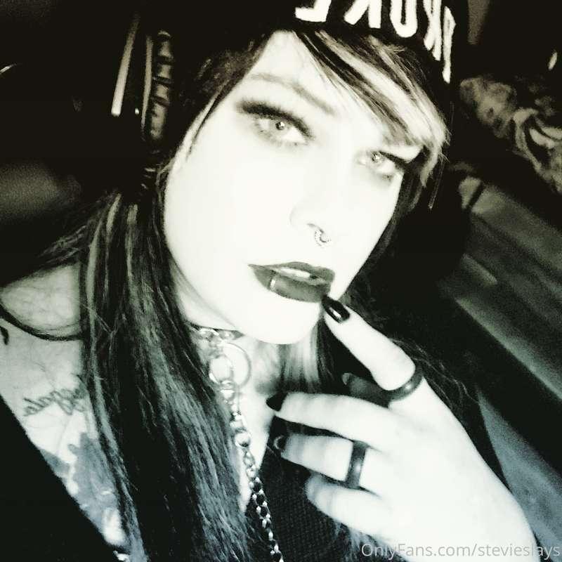 stevieslays image #4