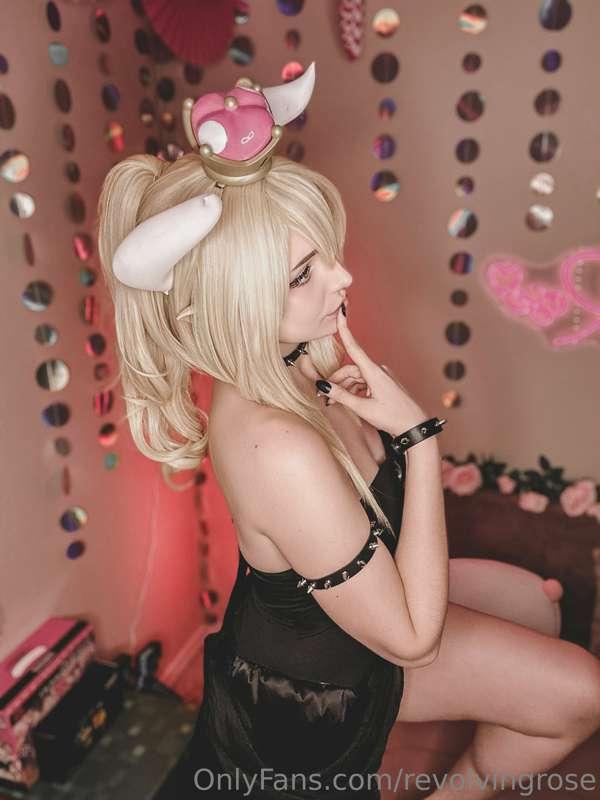 😈 **Bowsette Cosplay Revamp** 🐢

I finally got a wig for her..