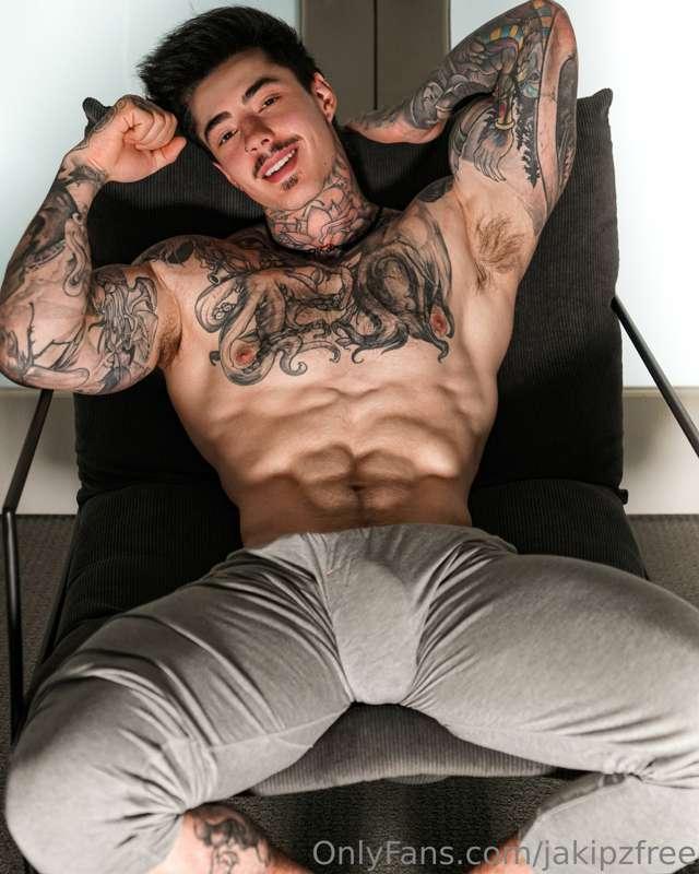 Stop staring & just sit on it already 😈🍆...
VIP content 🔞👉 @..