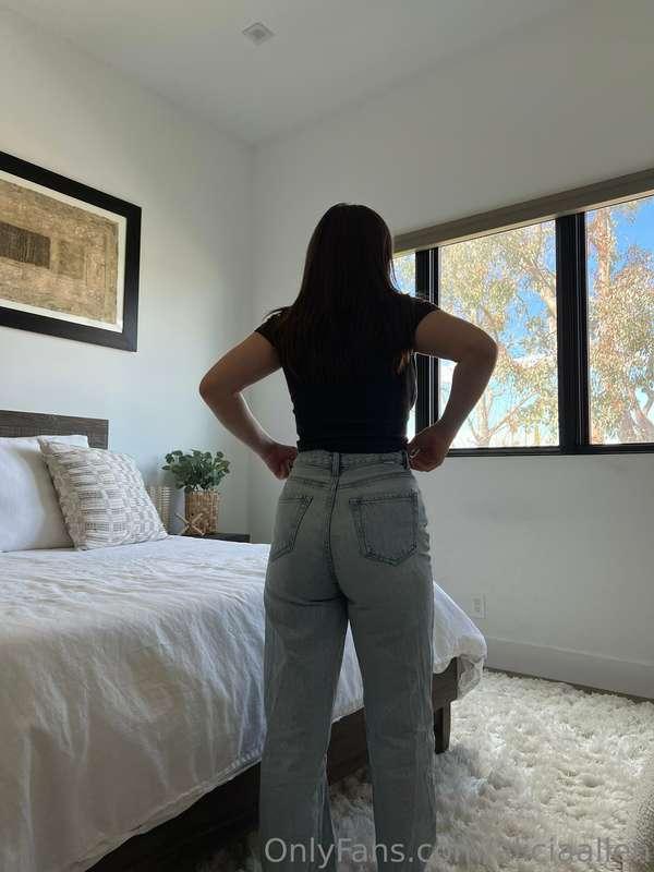 does these pants look weird or what? 👀