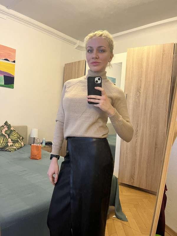Hi there! I live in Bratislava about 3,5 months it’s just 55 km from Vienna. And only today I will be there. I’m going to visit Belvedere museum today. Is here anyone from Vienna? Can you give me recommendations at least about museums?  