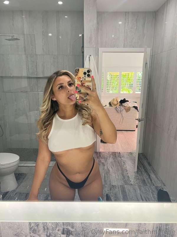 tongue out, titties out .. time for some fun😜