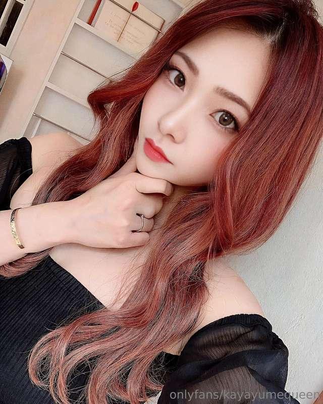 Red hair fits me? 😘 posting something simple today. Will you..