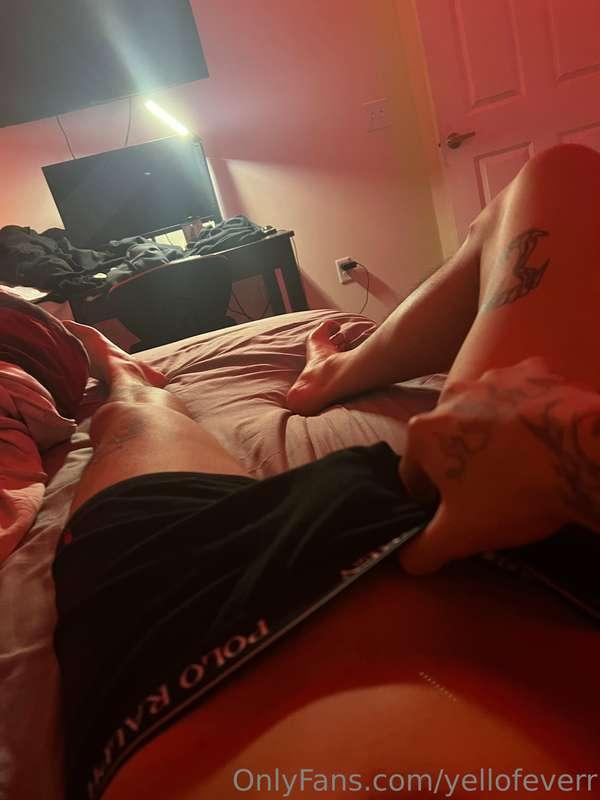 Wanna give me a blow?🥵😈