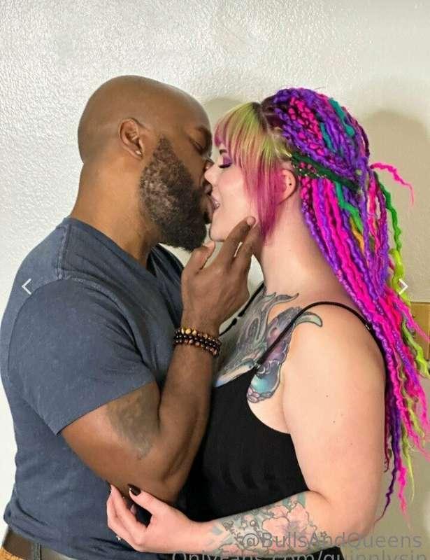 ***LET'S CHAT***

I have 30 and 60 min sessions available fo..