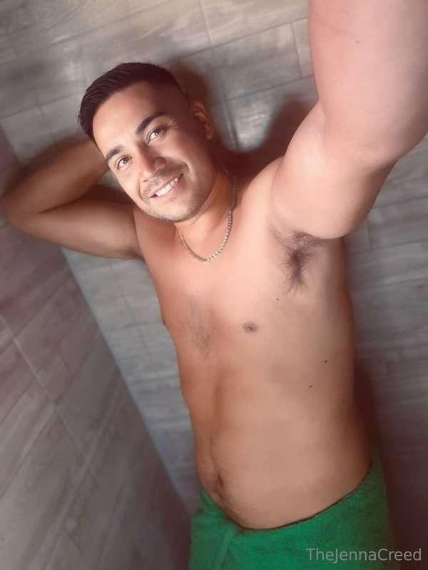 🔥FREE SUBSCRIPTION🔥 He's my friend, he's a very hot man. You..
