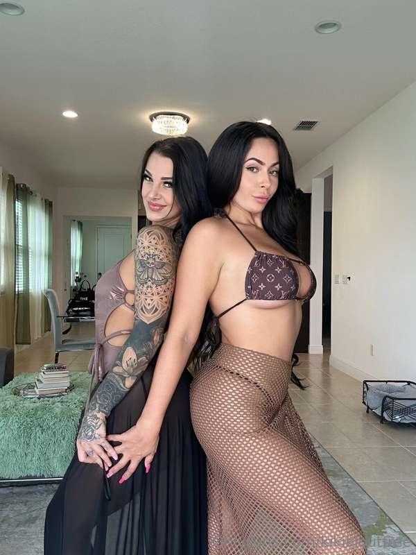 Happy Birthday @evelinstone 🥳🎉 . . May all of your dreams co..