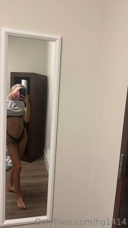 your favorite blonde 👱🏼‍♀️ 💖✨