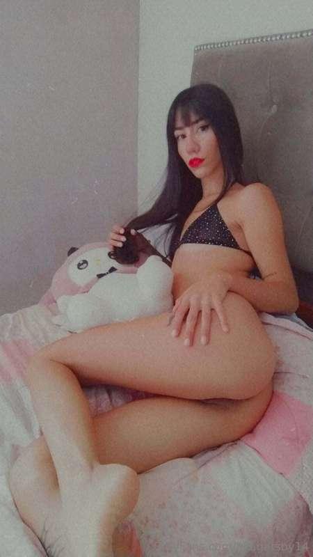 VIDEO CALLING, SEXTING, AND PERSONALIZED VIDEO AVAILABLE 