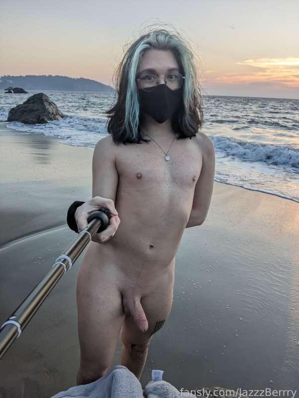jazzzberrry image #1