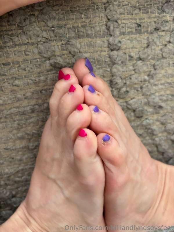billiandlyndseysfeet image #0