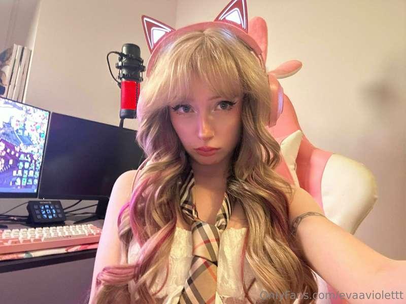 wasn't feeling so good today :( send me some love to get bet..