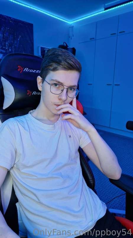 Feels weird not seeing my dick huh