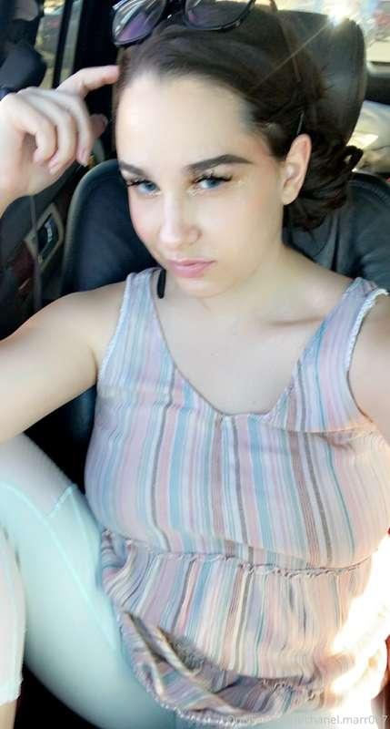 Hola loves 💜 want to see what’s underneath these clothes and..