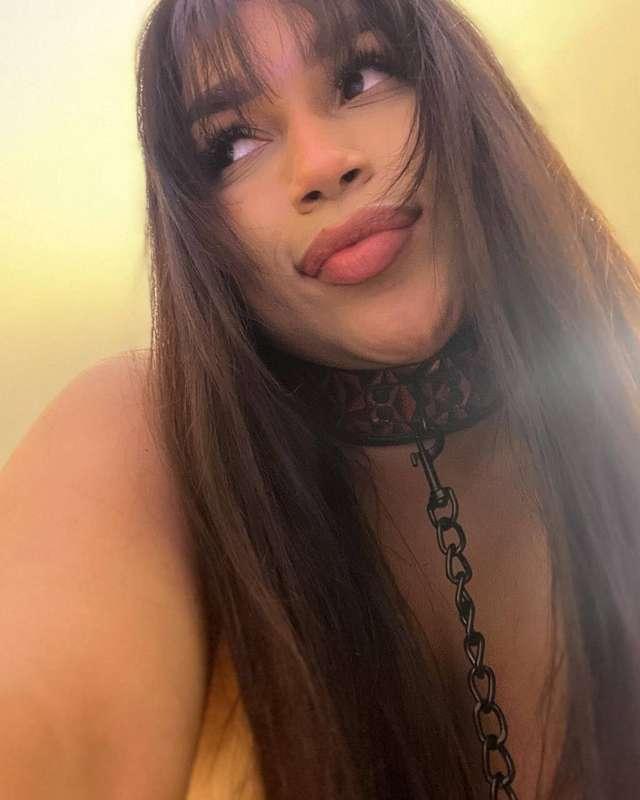 That smile when you know it's the weekend😉🤭