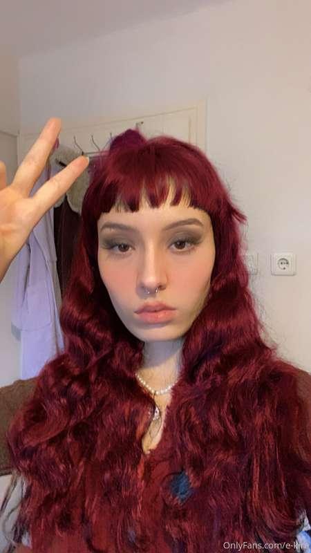 should i dye my hair red??
