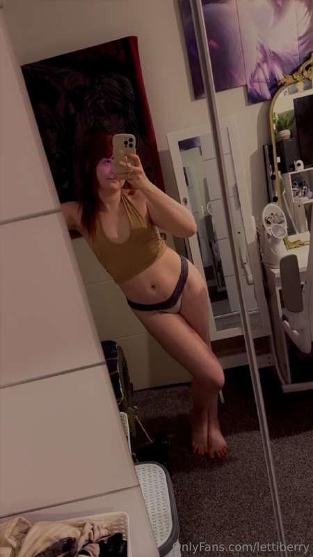 Good night 💤 or have a good day 🤭 make sure u check out my f..