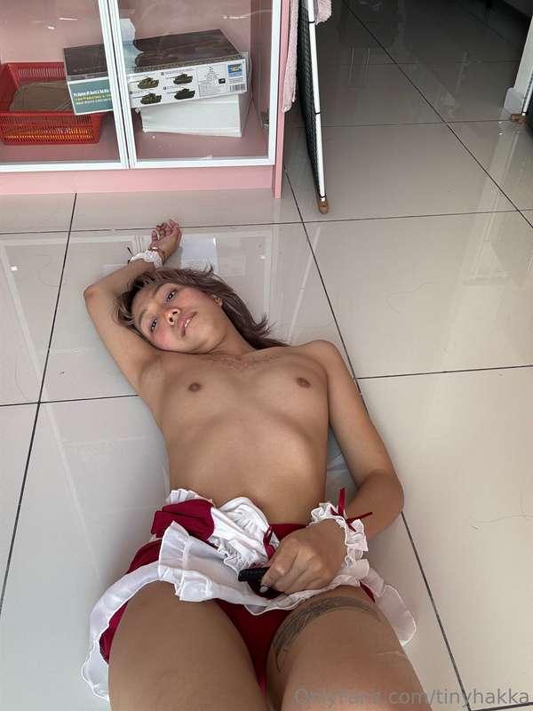 do you want your date to lie down like this after a diner da..