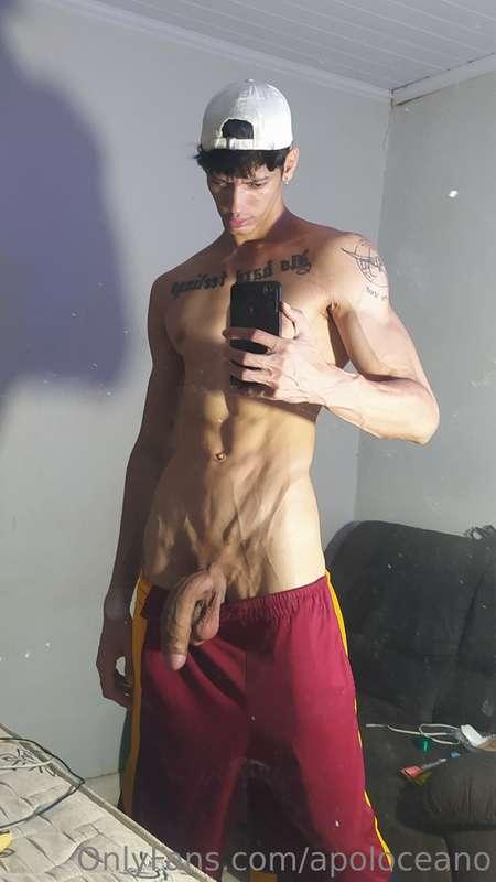 Huge🍆