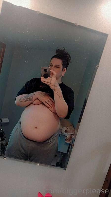 I'm getting so fat... Sometimes I forget how much I weigh un..