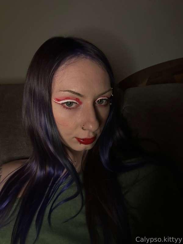 How do i look?