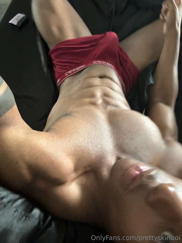 prettyskinboi main image