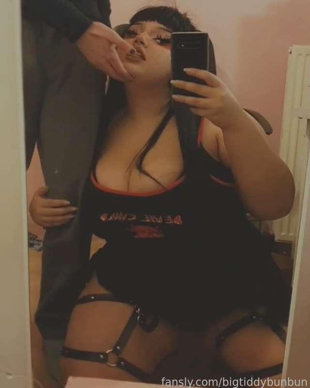 Would u guys want some boy/girl content?