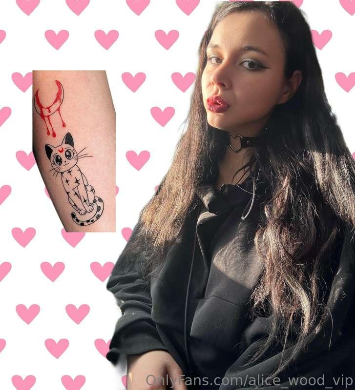 ***I WANNA GET THIS TATTOO!! ON MY ANKLE!!*** 🖤🤍🖤 if you sup..