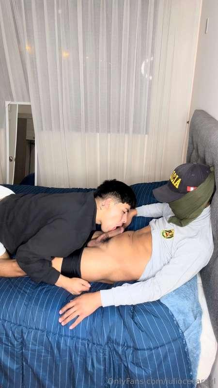 Ya viene este rico kche (follada) con P0Iicia🚔 ufff🤤💦🍆 demas..