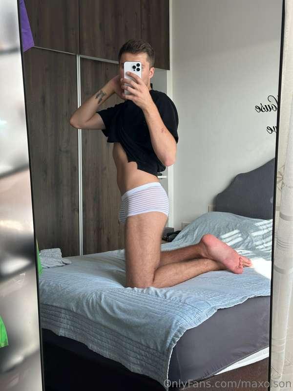 You like how looks my ass? 😏