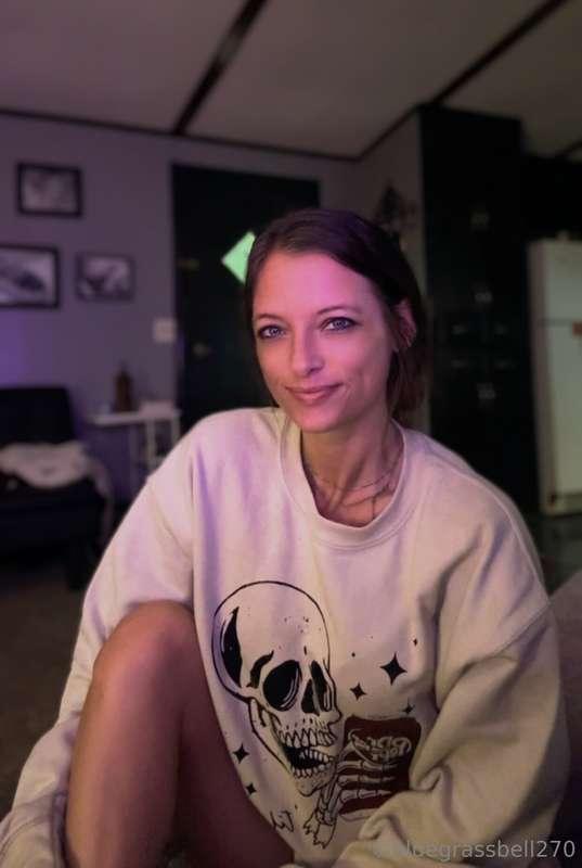 Did you know I have new content 🥵💋🥰!! Check your DMs for hot..