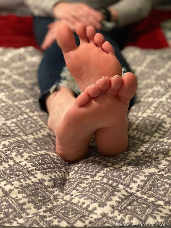Sorry for being away, will you forgive me with this free pic..