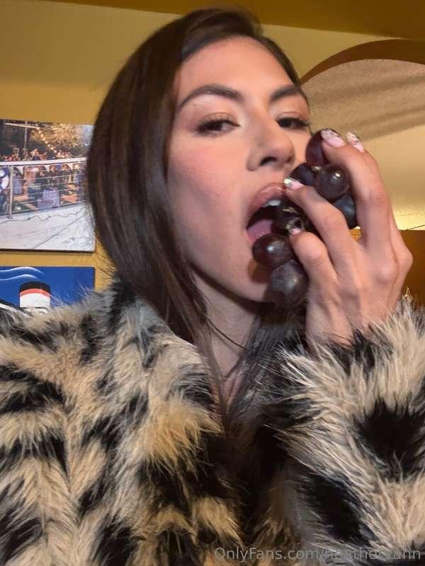 👅