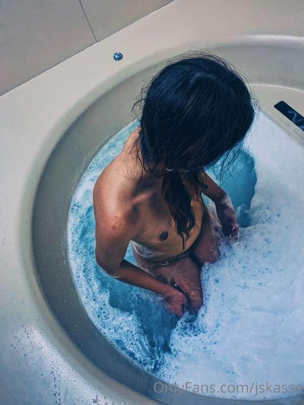 Someone buy me a spa?😂