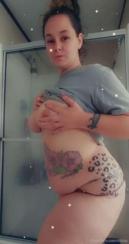 Tatted milf here inbox me for customs 💦💦