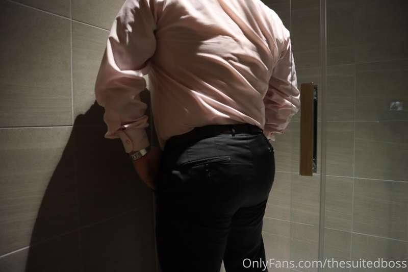 thesuitedboss image #6