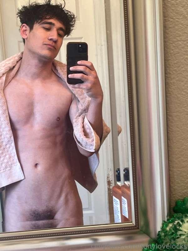 tonylovelocks image #3